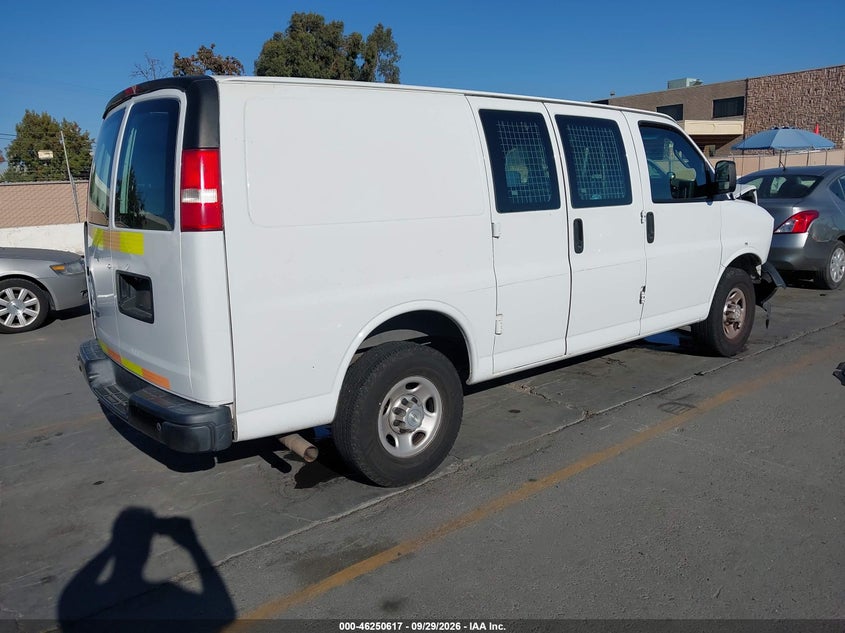 CHEVROLET EXPRESS G2500 2018 VIN 1GCWGAFP9J1184799