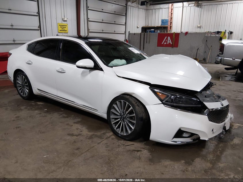 2017 KIA CADENZA PREMIUM