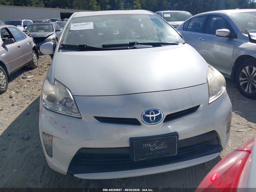 TOYOTA PRIUS - zdjęcie 12