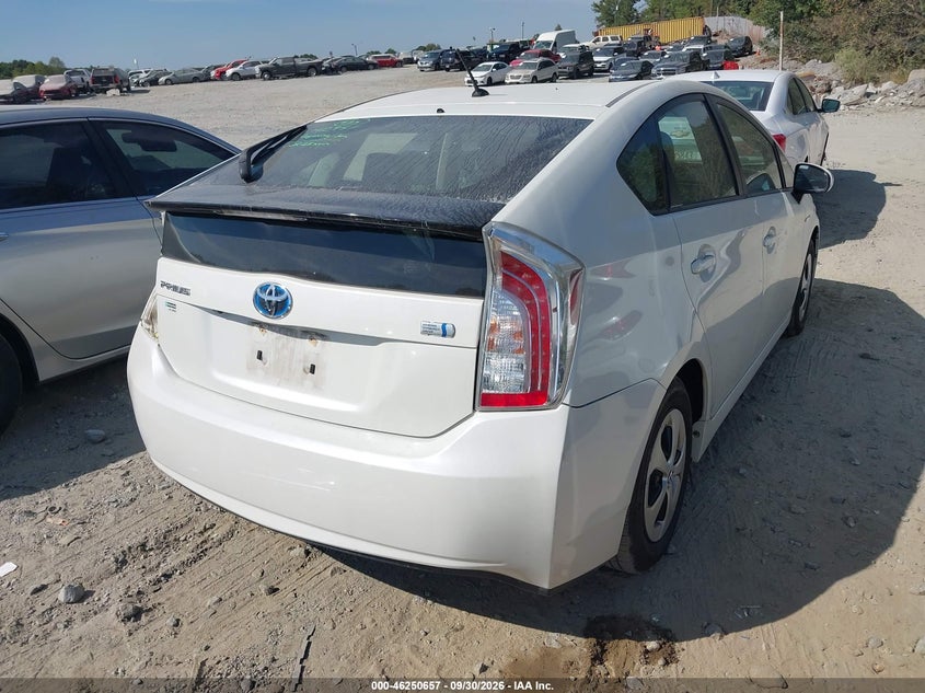 TOYOTA PRIUS - zdjęcie 4
