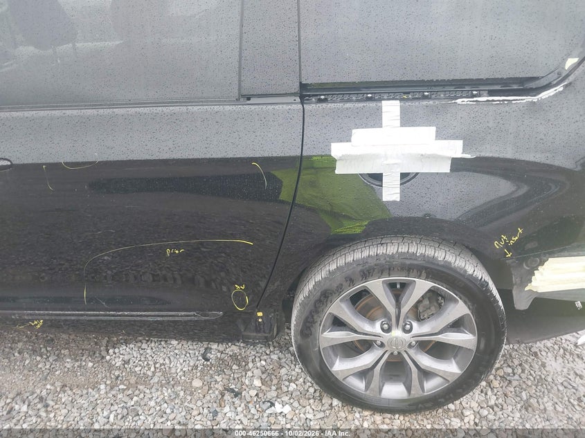 CHRYSLER PACIFICA - zdjęcie 18