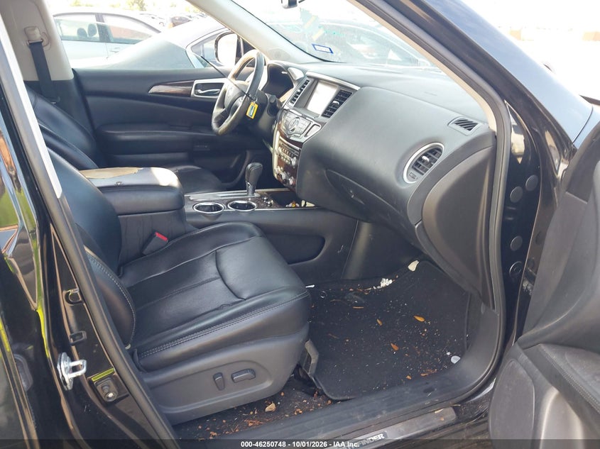NISSAN PATHFINDER 2015 VIN 5N1AR2MN8FC672290