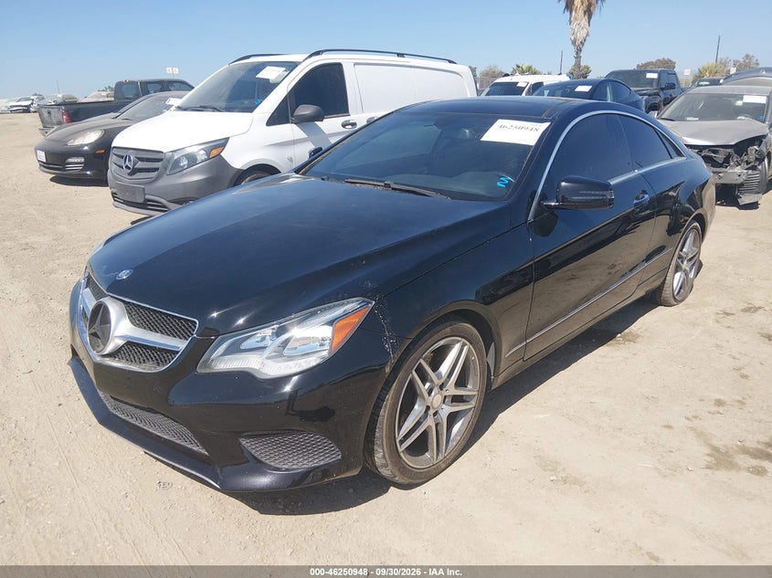 2014 Mercedes-Benz E 350, Right Side, IAAI, VIN WDDKJ5KB0EF231976 — photo 2