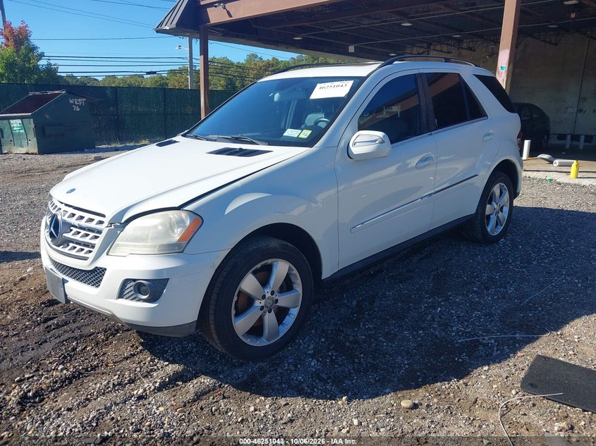 2010 Mercedes-Benz Ml 350 4Matic, Flood, IAAI, VIN 4JGBB8GB2AA601202 — photo 2