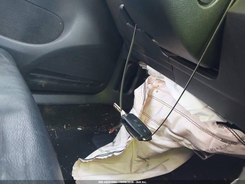 VOLKSWAGEN GTI 2013 VIN WVWHV7AJ2DW134306