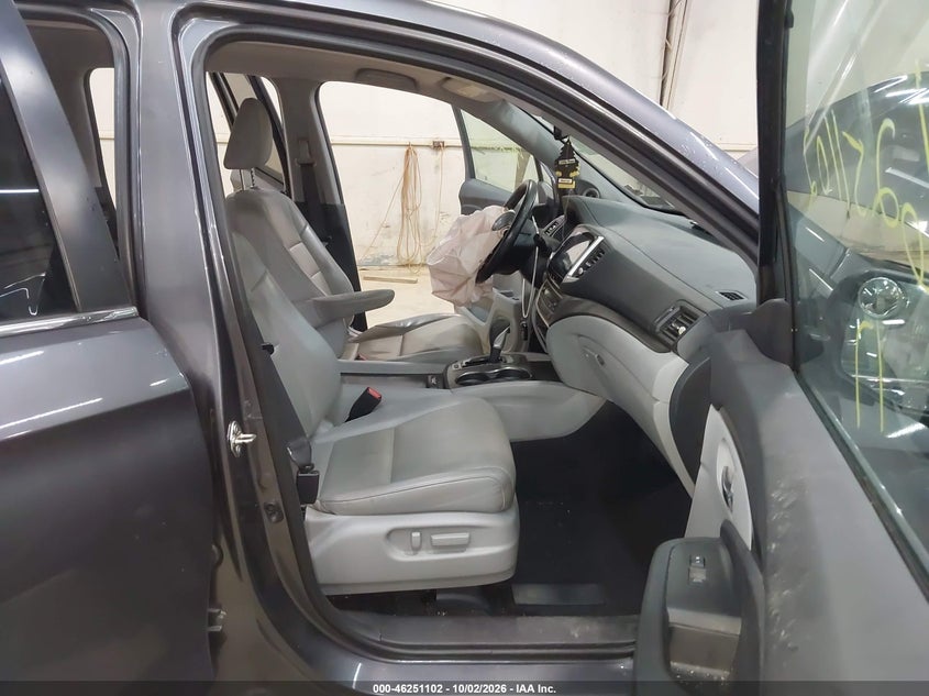 HONDA RIDGELINE 2017 VIN 5FPYK3F6XHB028211