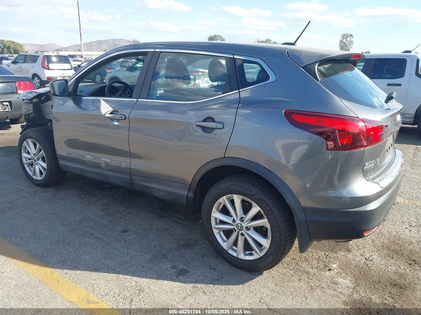 Vin: jn1bj1cp0kw232461, lot: 46751130, nissan rogue sport s 20193