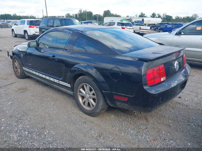 2007 FORD MUSTANG auction photo 3