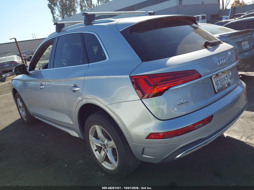 Vin: wa1abafy7p2110246, lot: 46751357, audi q5 premium 40 tfsi quattro s tronic 20233