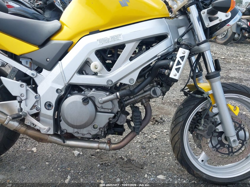 SUZUKI SV650 2004