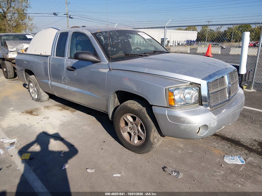2006 DODGE DAKOTA auction photo 1