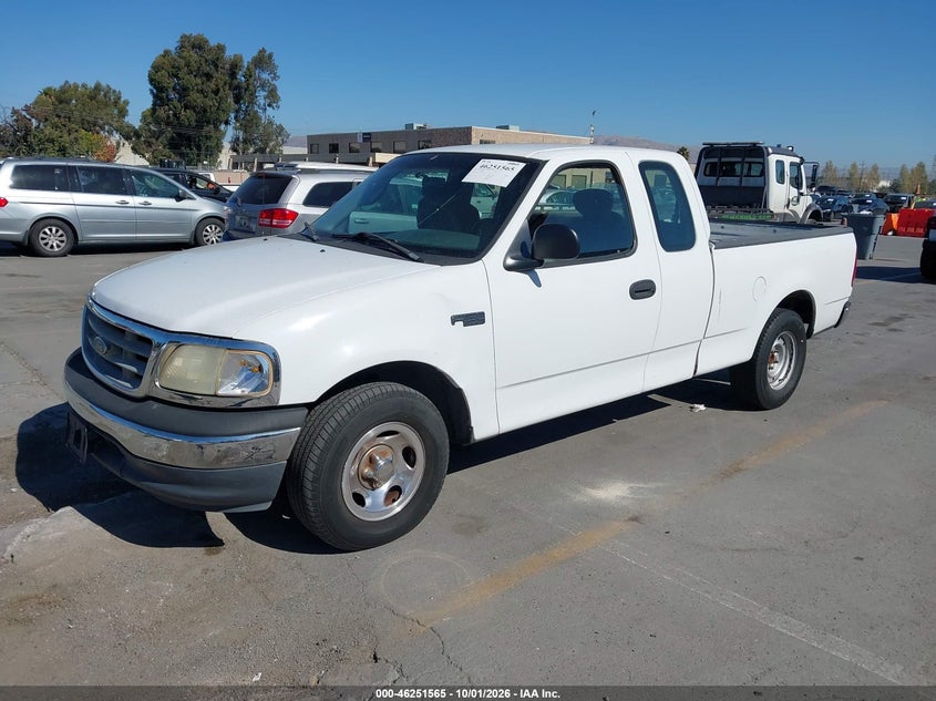 2001 Ford F-150 Xl/Xlt, Обычный износ, IAAI, VIN 1FTZX17281NB06457 — фото 2