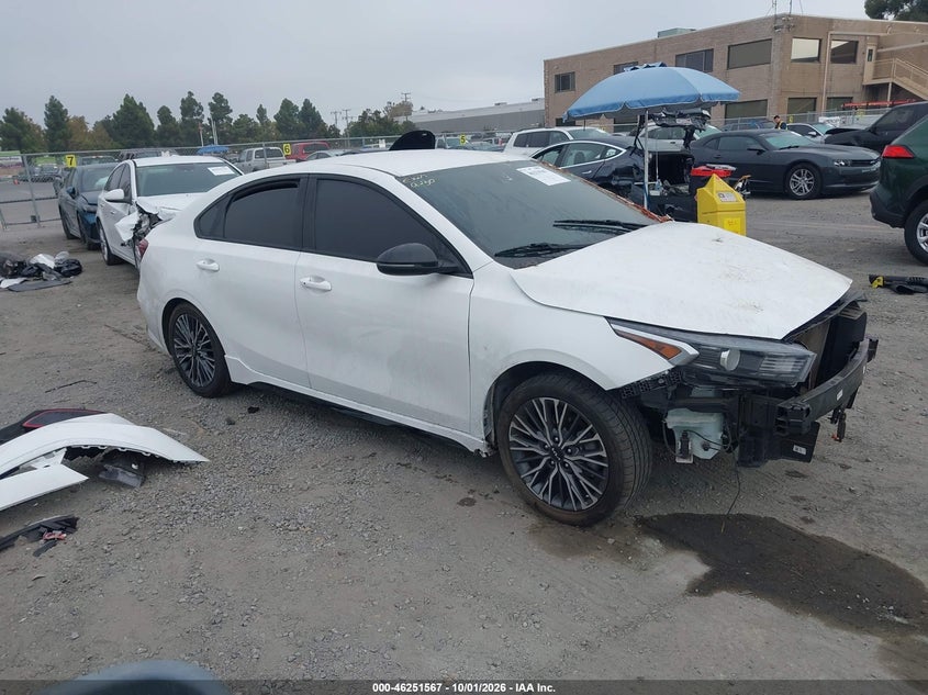 Vin: 3kpf54adxre716932, lot: 46751593, kia forte gt-line 2024 img_1