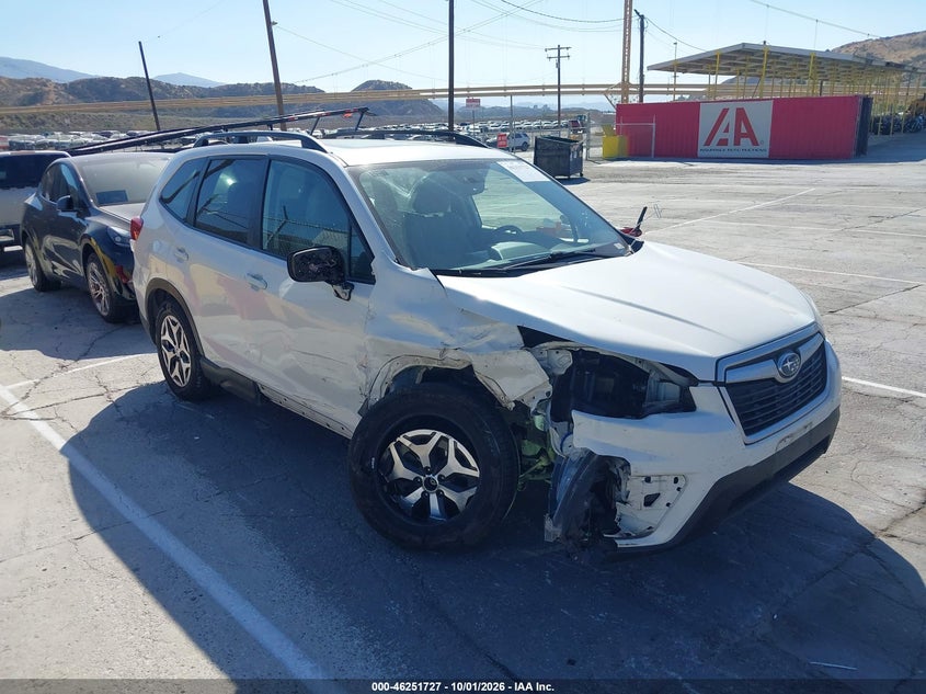Vin: jf2skajc5lh608461, lot: 46751753, subaru forester premium 2020 img_1