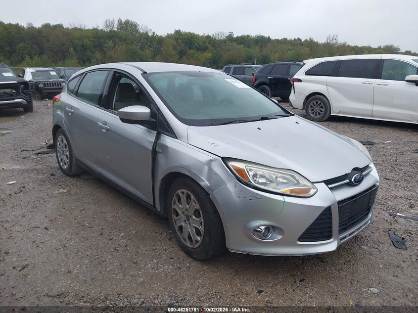 Vin: 1fahp3k27cl445410, lot: 46751817, ford focus se 2012 img_1