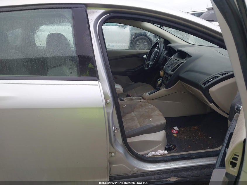 FORD FOCUS 2012 VIN 1FAHP3K27CL445410