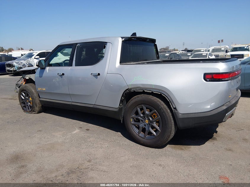 Vin: 7fctgaaa3pn019641, lot: 46751820, rivian r1t adventure quad motor large pack 20233