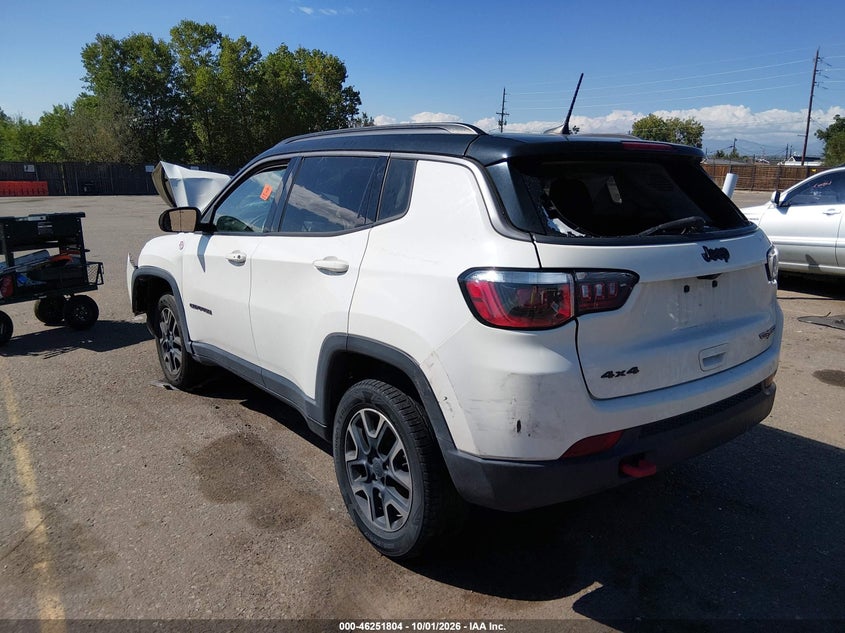 Vin: 3c4njddb5kt739750, lot: 46751830, jeep compass trailhawk 4x4 20193