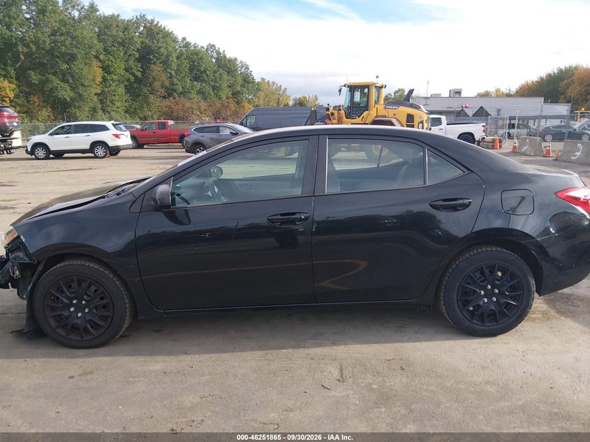 TOYOTA COROLLA - zdjęcie 15