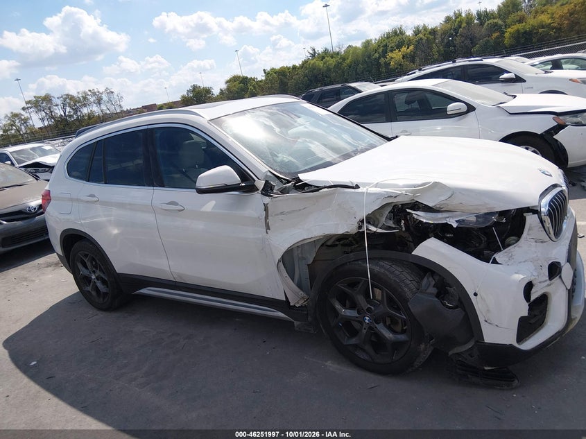 BMW X1 - zdjęcie 13