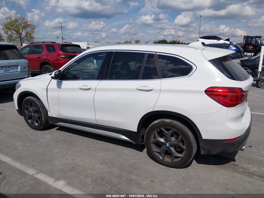BMW X1 - zdjęcie 14