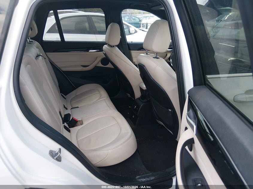 BMW X1 - zdjęcie 8