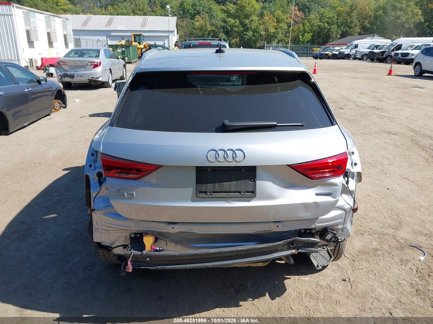 AUDI Q3 - zdjęcie 17