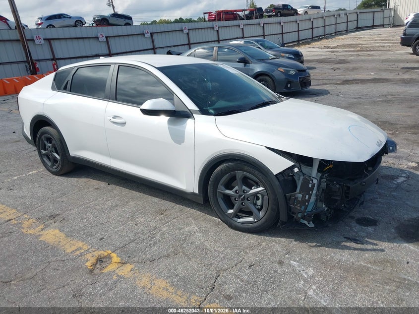 Vin: 3kpft4de4se225790, lot: 46752069, kia k4 lxs 2025 img_1