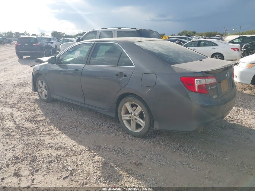 Vin: 4t1bf1fk3du291433, lot: 46752115, toyota camry se 20133