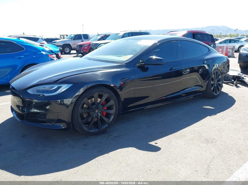TESLA MODEL S - zdjęcie 2