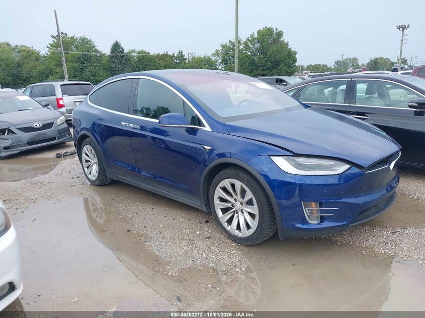Vin: 5yjxcae21hf057701, lot: 46752298, tesla model x 100d/75d/90d 2017 img_1