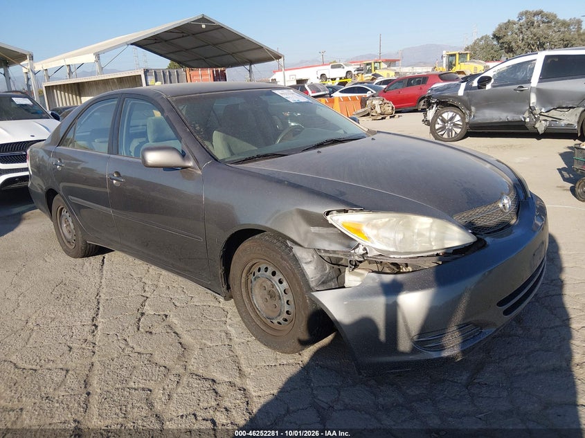 2004 Toyota Camry Le, Правый перёд, IAAI, VIN 4T1BE32K84U863052
