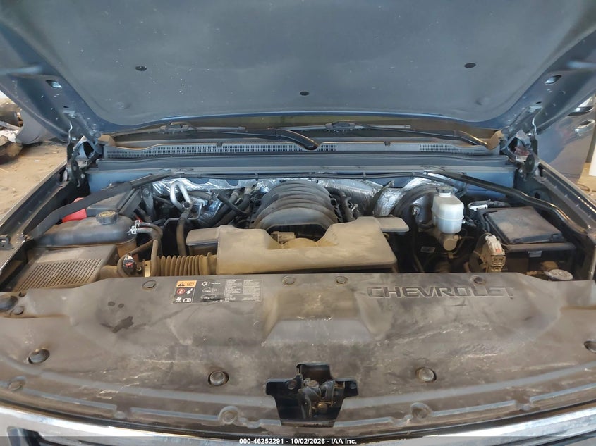 CHEVROLET SUBURBAN 1500 - zdjęcie 10