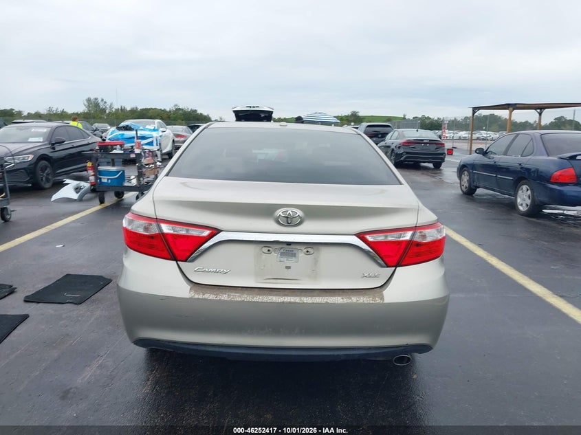 TOYOTA CAMRY - zdjęcie 16