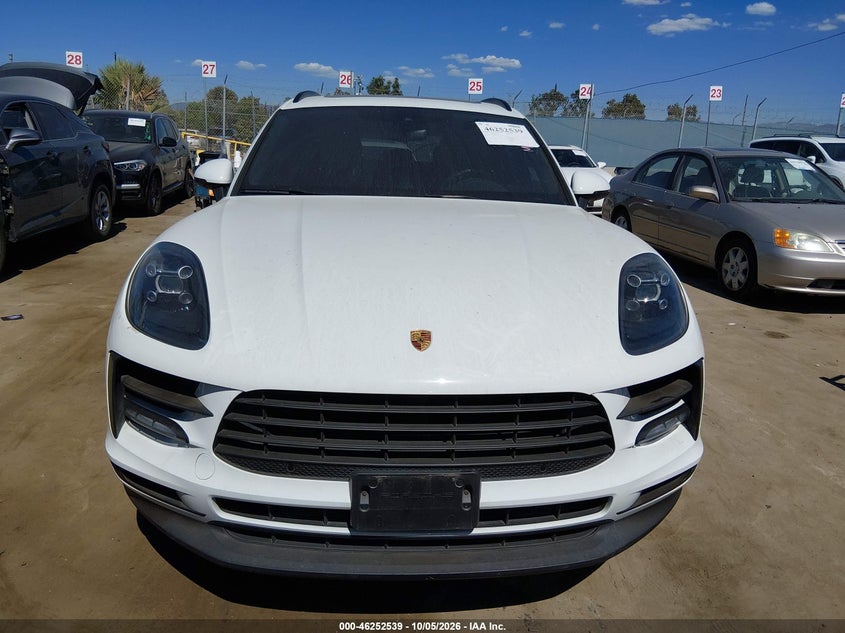 Фото 12 - PORSCHE MACAN