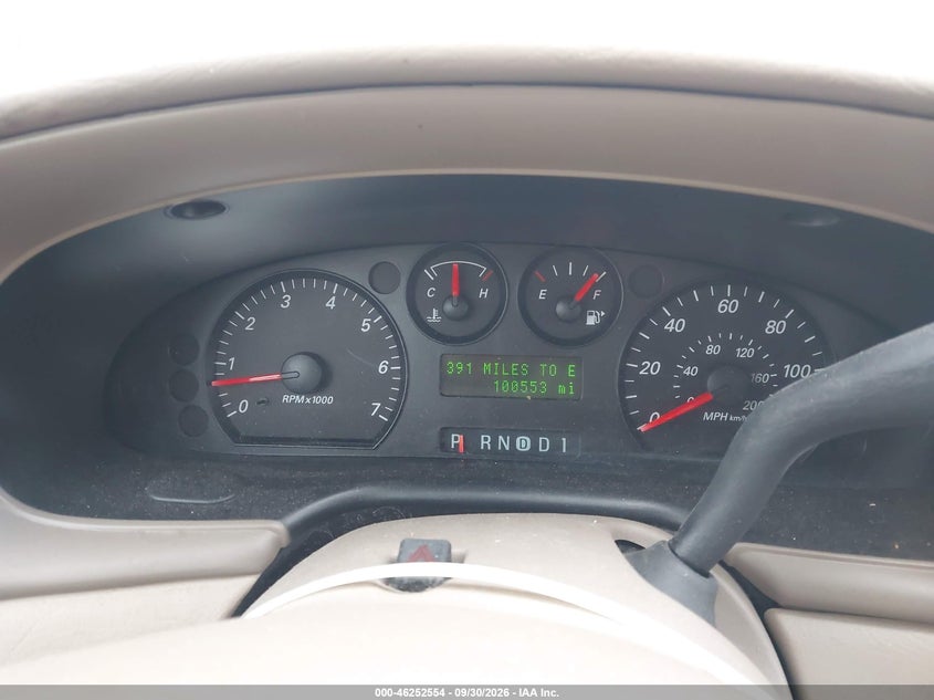 FORD TAURUS 2004 VIN 1FAFP53274A186724