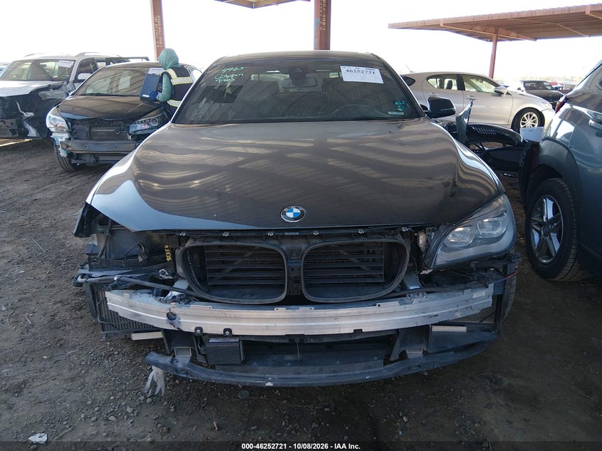 2015 BMW 750LI · Фото 13