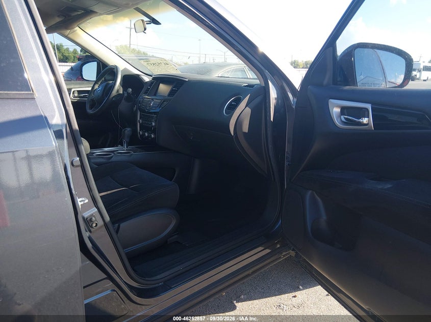 NISSAN PATHFINDER 2013 VIN 5N1AR2MN1DC628662