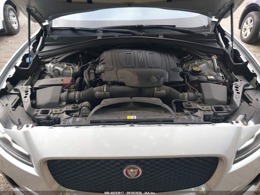 2017 JAGUAR F-PACE 35T R-SPORT · Фото 10