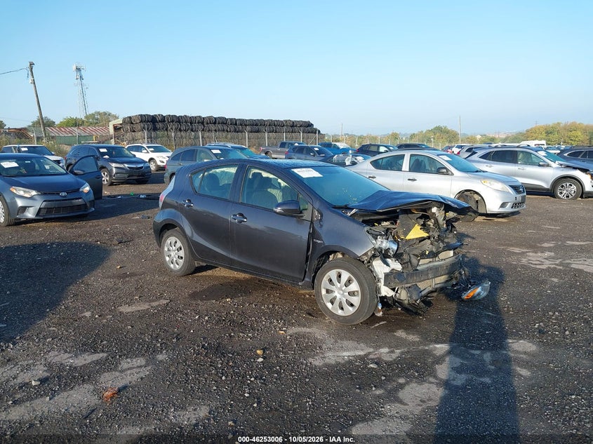 Vin: jtdkdtb31e1573402, lot: 46753031, toyota prius c two 2014 img_1
