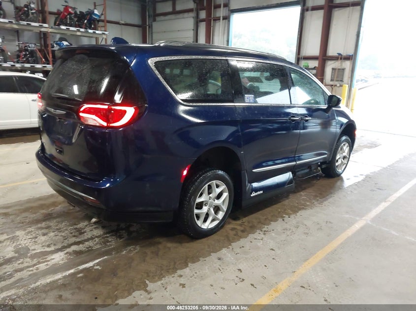 CHRYSLER PACIFICA - zdjęcie 4