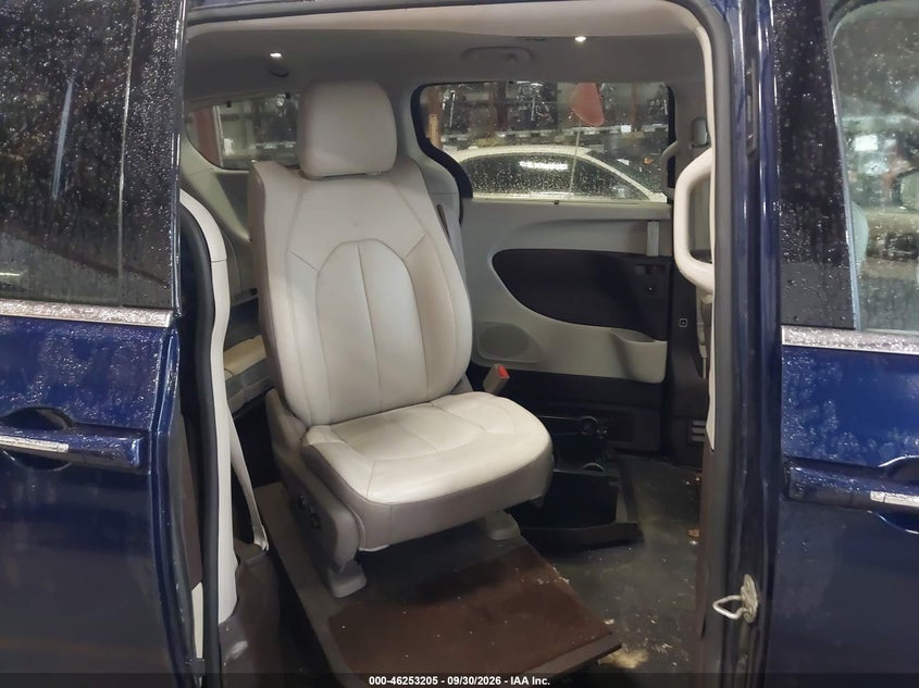 CHRYSLER PACIFICA - zdjęcie 8