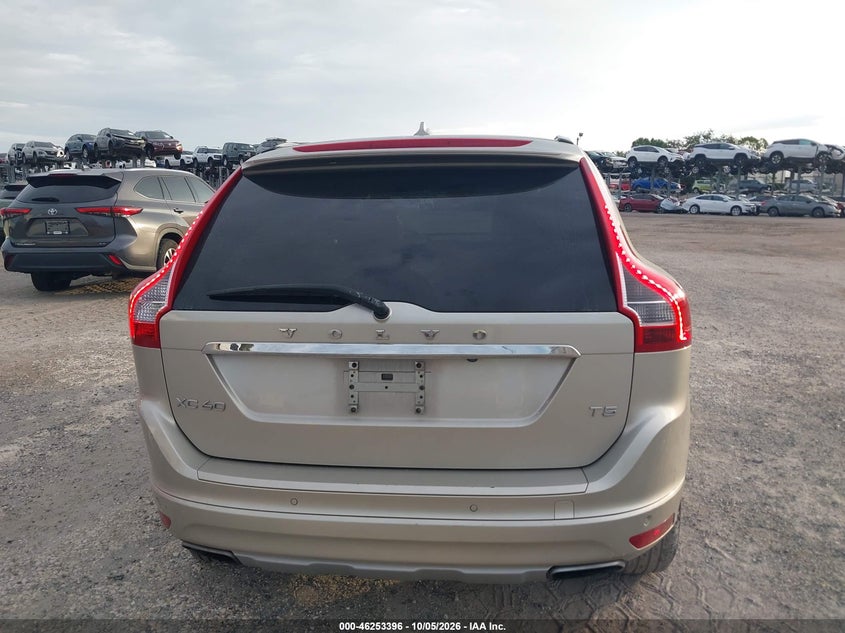 VOLVO XC60 - zdjęcie 16