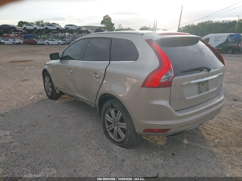 VOLVO XC60 - zdjęcie 3