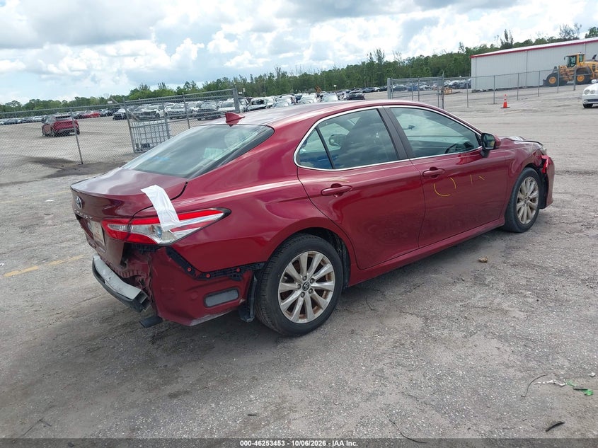 TOYOTA CAMRY - zdjęcie 4