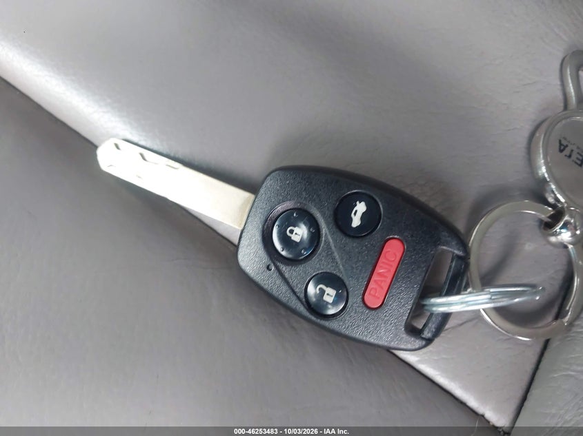 HONDA PILOT 2015 VIN 5FNYF3H99FB002295