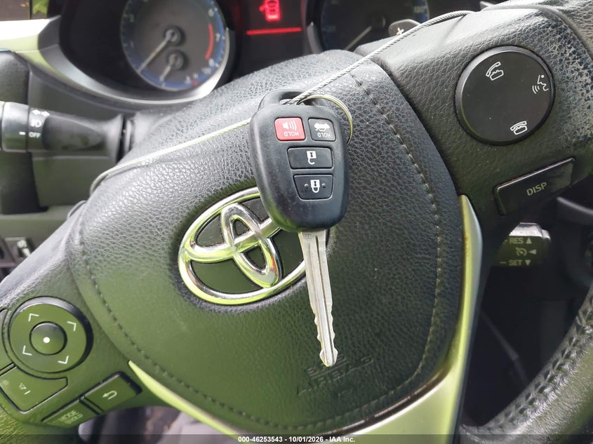 TOYOTA COROLLA - zdjęcie 11