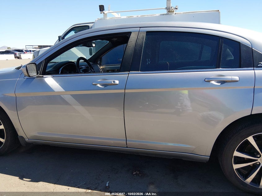 CHRYSLER 200 2014 VIN 1C3CCBBB6EN131754