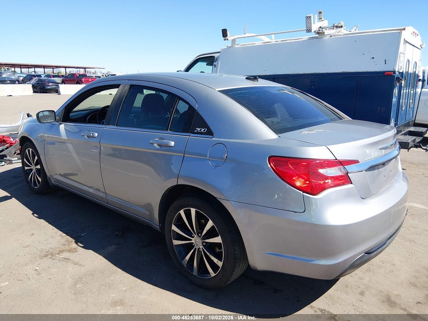 Vin: 1c3ccbbb6en131754, lot: 46753713, chrysler 200 touring 20143