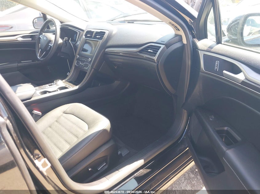 FORD FUSION ENERGI 2018 VIN 3FA6P0PU2JR204367